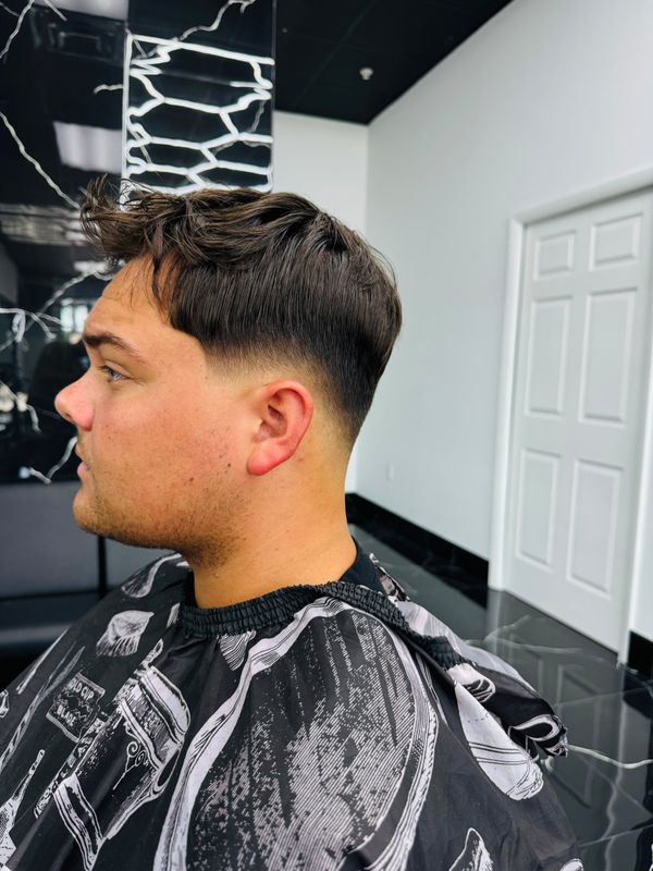 Textured fringe with a taper, side view